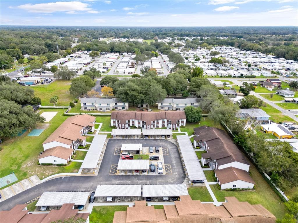 39132 COUNTY ROAD 54 UNIT 2124 ZEPHYRHILLS, FL 33542