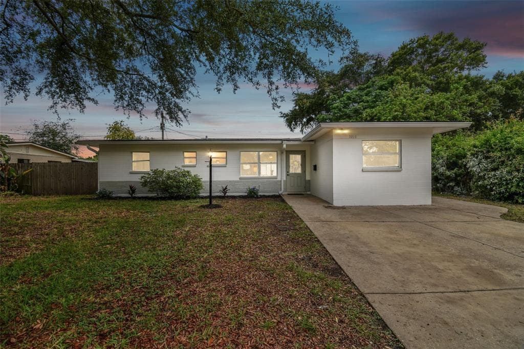 7000 20TH STREET N ST PETERSBURG, FL 33702