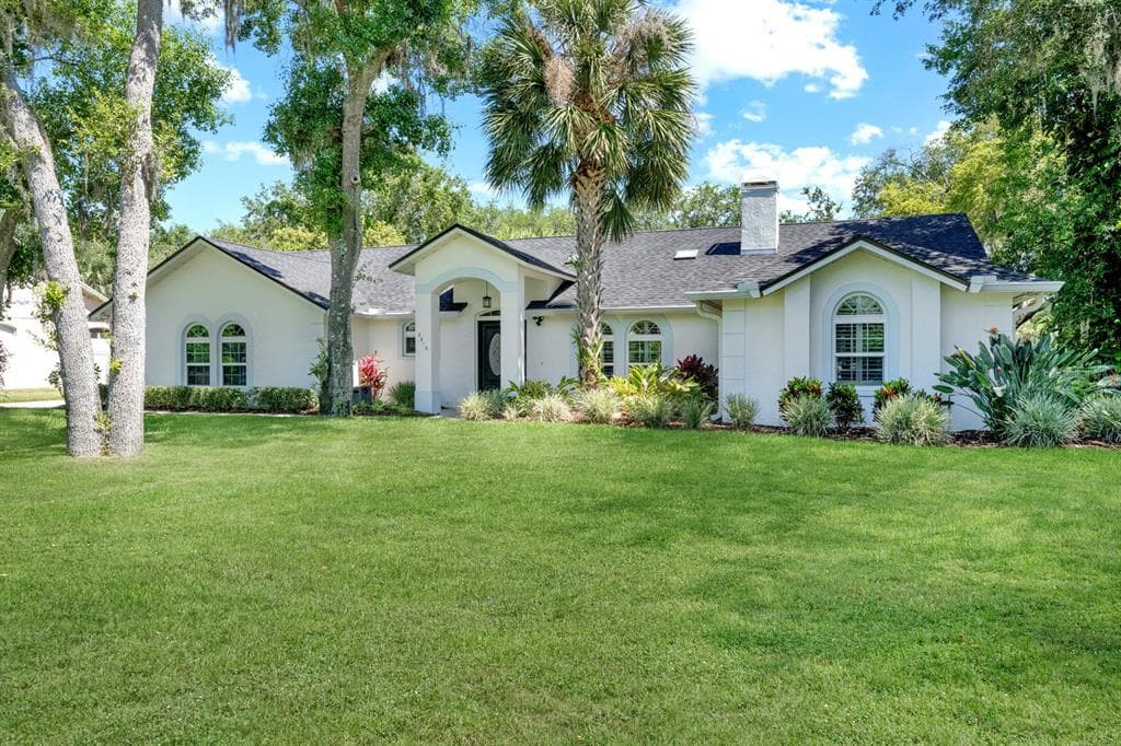8810 CROSSWOOD COURT RIVERVIEW, FL 33578