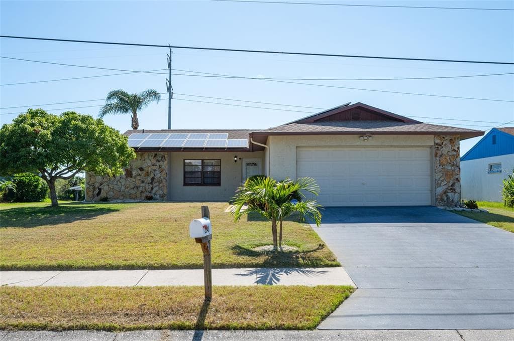 2543 SAN LUIS ROAD HOLIDAY, FL 34691
