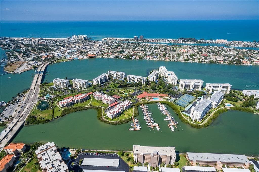 7963 SAILBOAT KEY BOULEVARD S UNIT 201 SOUTH PASADENA, FL 33707