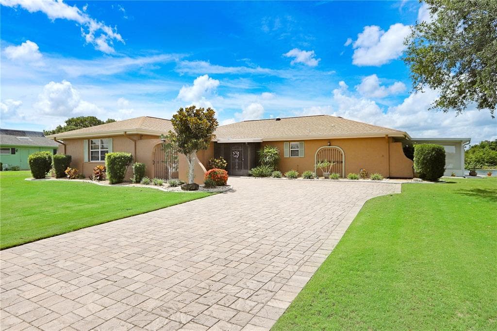 211 STONEHAM DRIVE