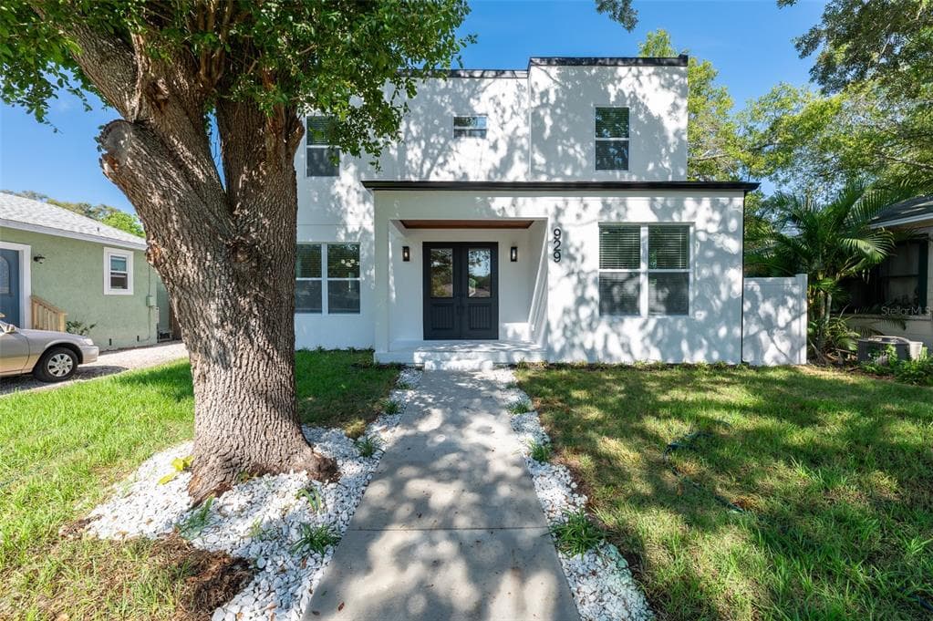 929 27TH STREET N ST PETERSBURG, FL 33713