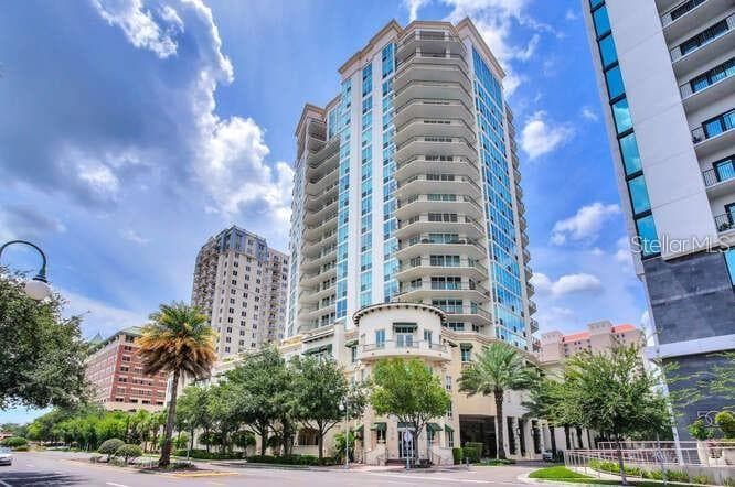 450 KNIGHTS RUN AVENUE UNIT 904 TAMPA, FL 33602