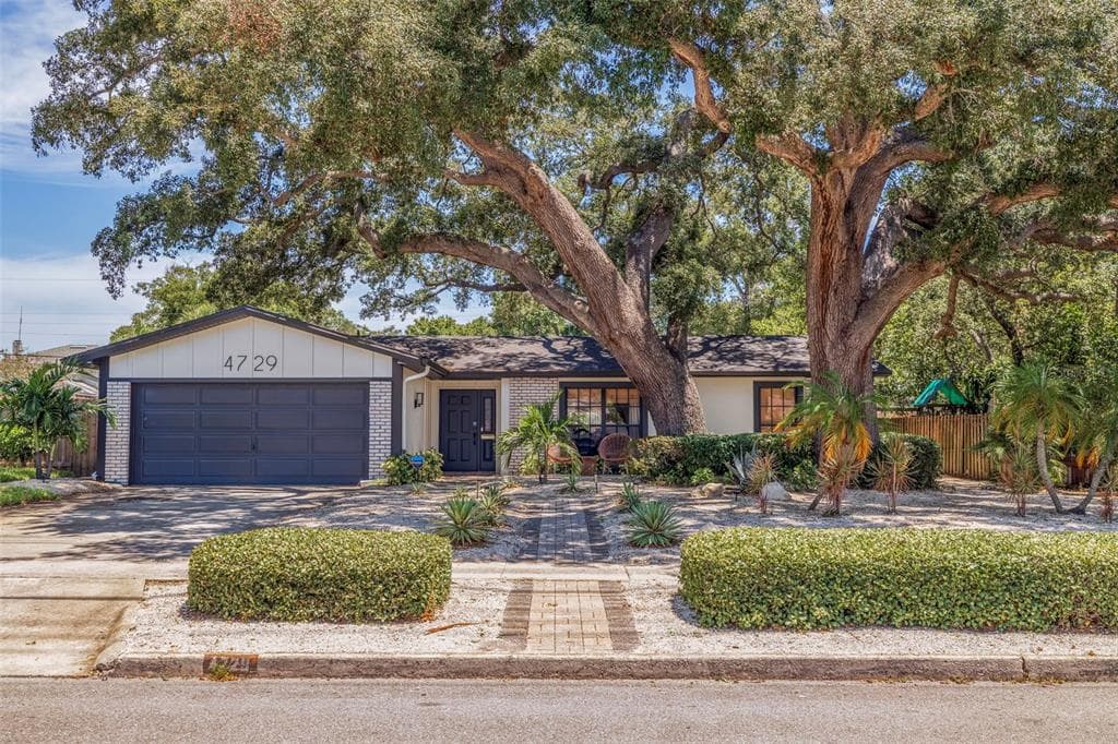 4729 12TH AVENUE N ST PETERSBURG, FL 33713