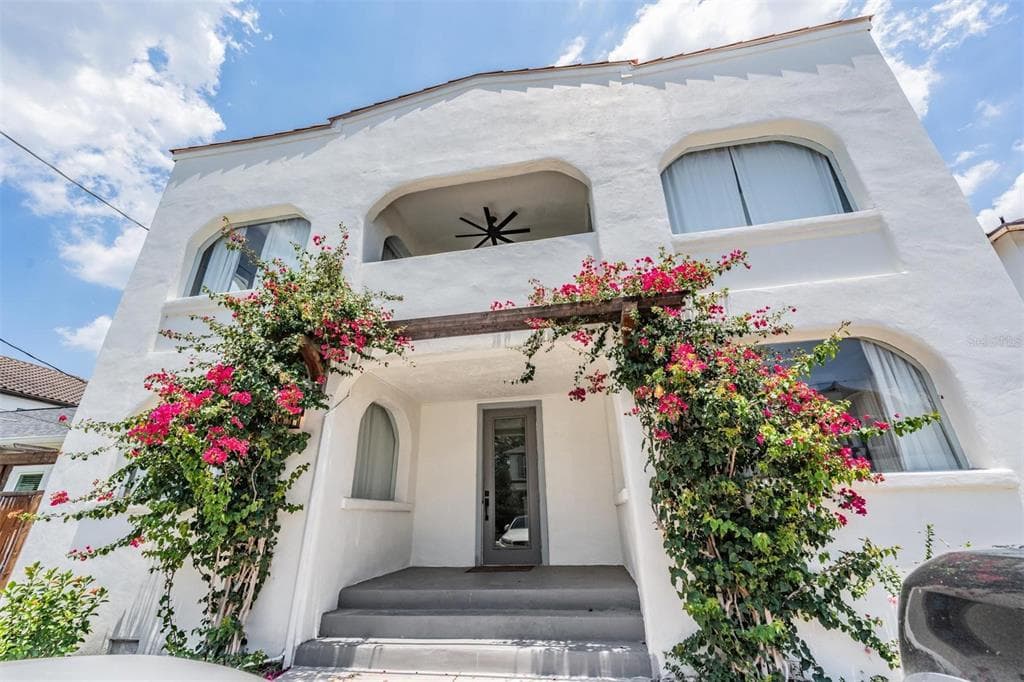 3303 W SAN JUAN STREET TAMPA, FL 33629