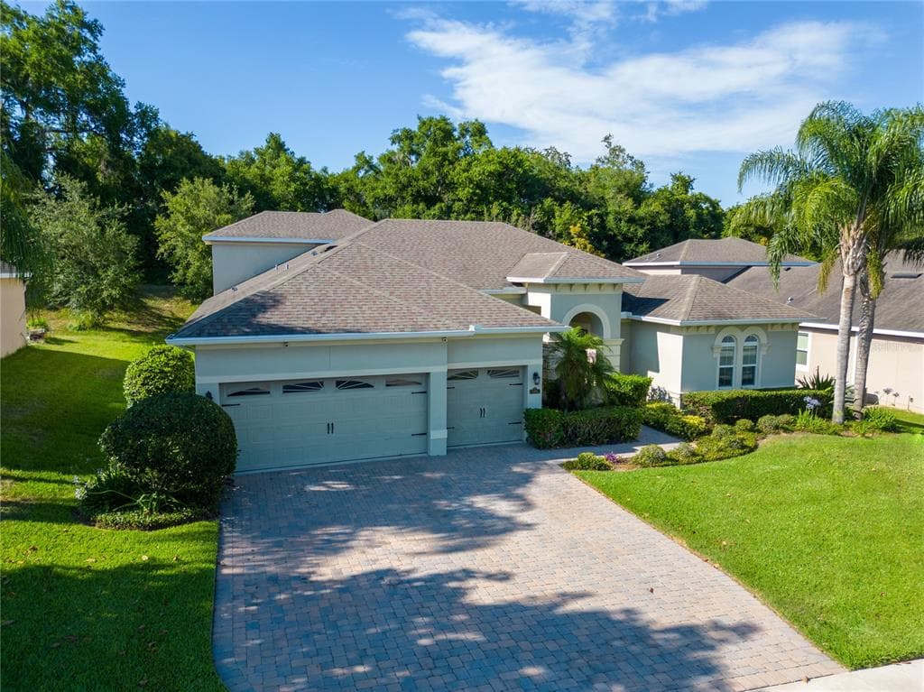 146 BRIDGER TRAIL COURT MINNEOLA, FL 34715