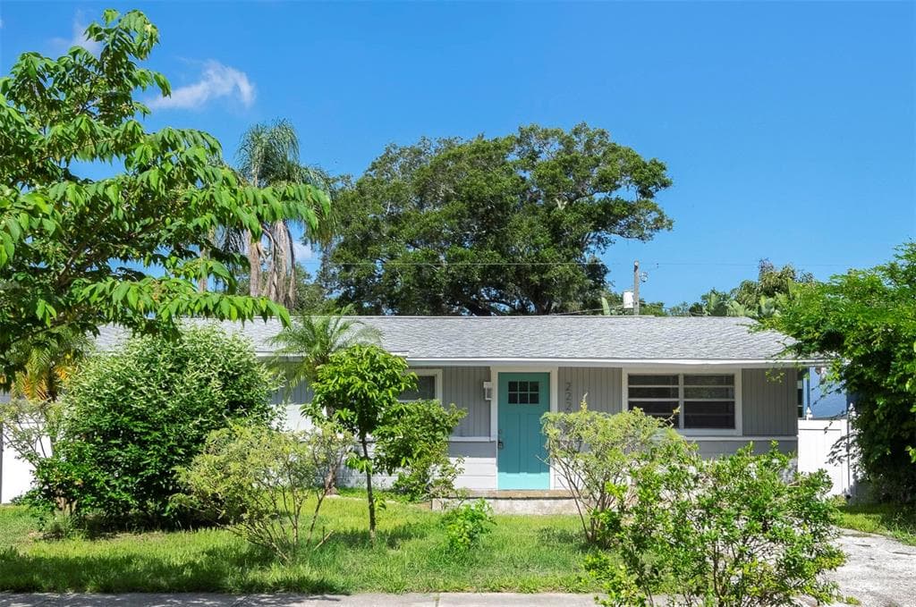 222 ORANGEWOOD AVENUE CLEARWATER, FL 33755