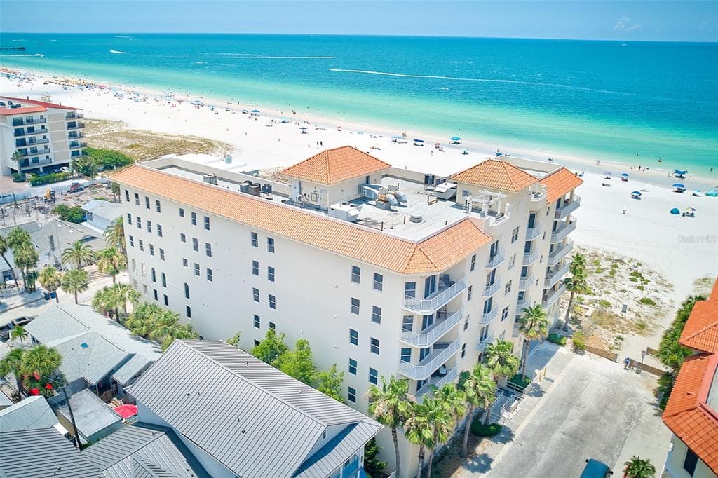 15 SOMERSET STREET UNIT 7A CLEARWATER BEACH, FL 33767