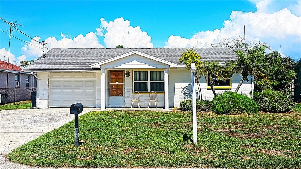 13916 BARNARD AVENUE HUDSON, FL 34667