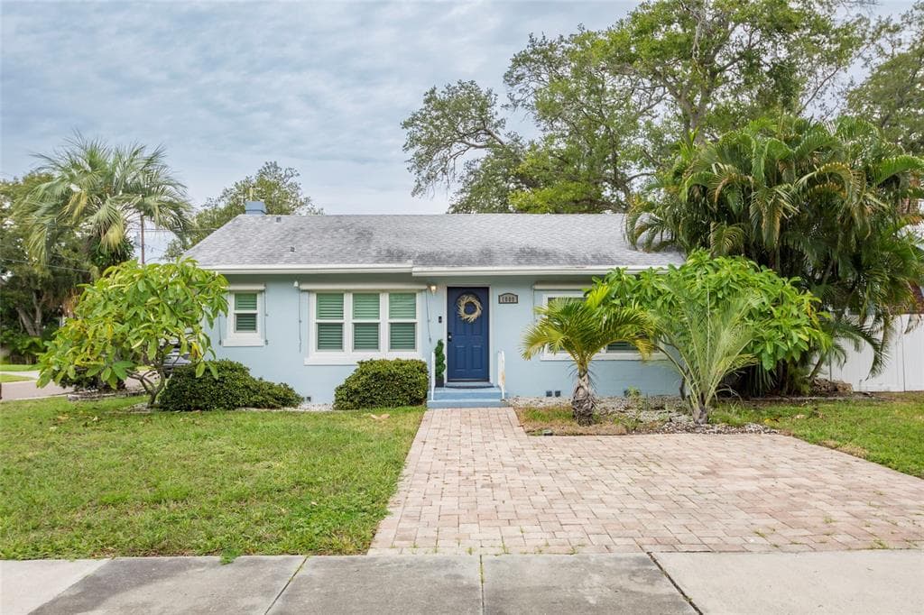 1000 JASMINE WAY CLEARWATER, FL 33756