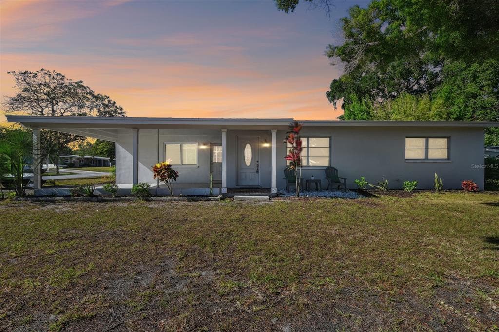 1719 SHERWOOD STREET CLEARWATER, FL 33755