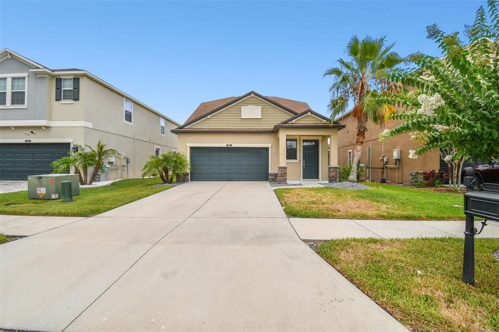 8056 SEAGARDEN LANE LAND O LAKES, FL 34637