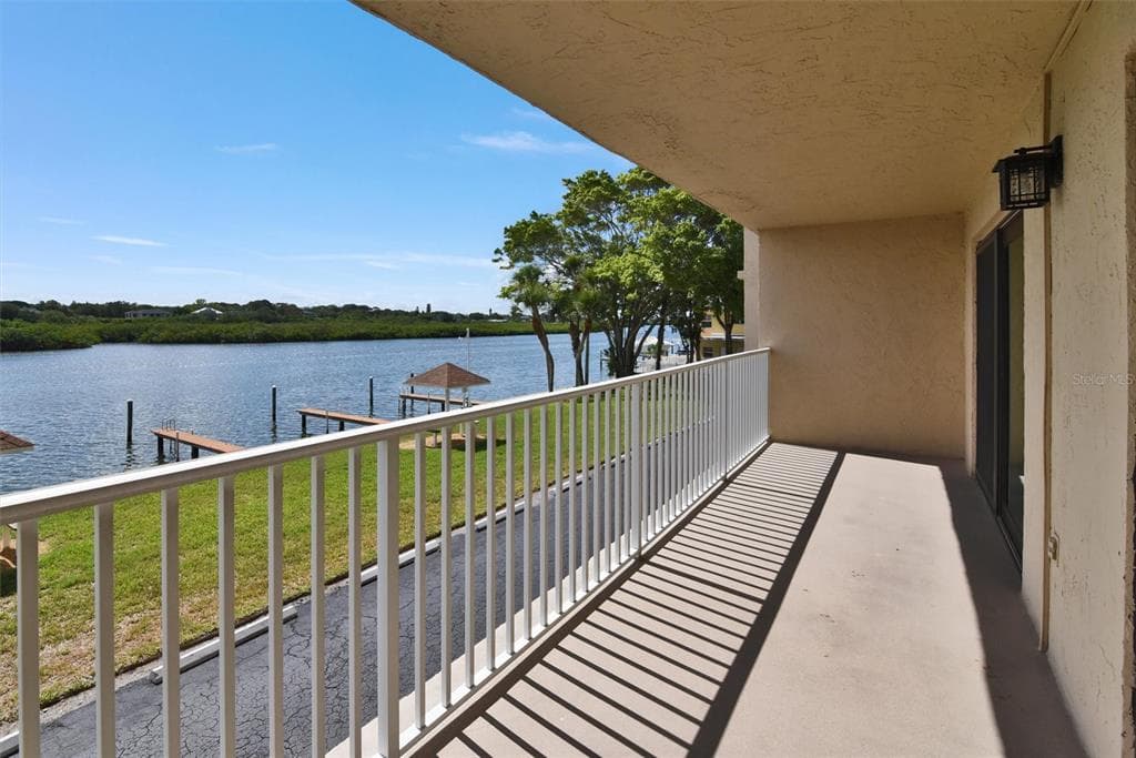 19451 GULF BOULEVARD UNIT 215 INDIAN SHORES, FL 33785
