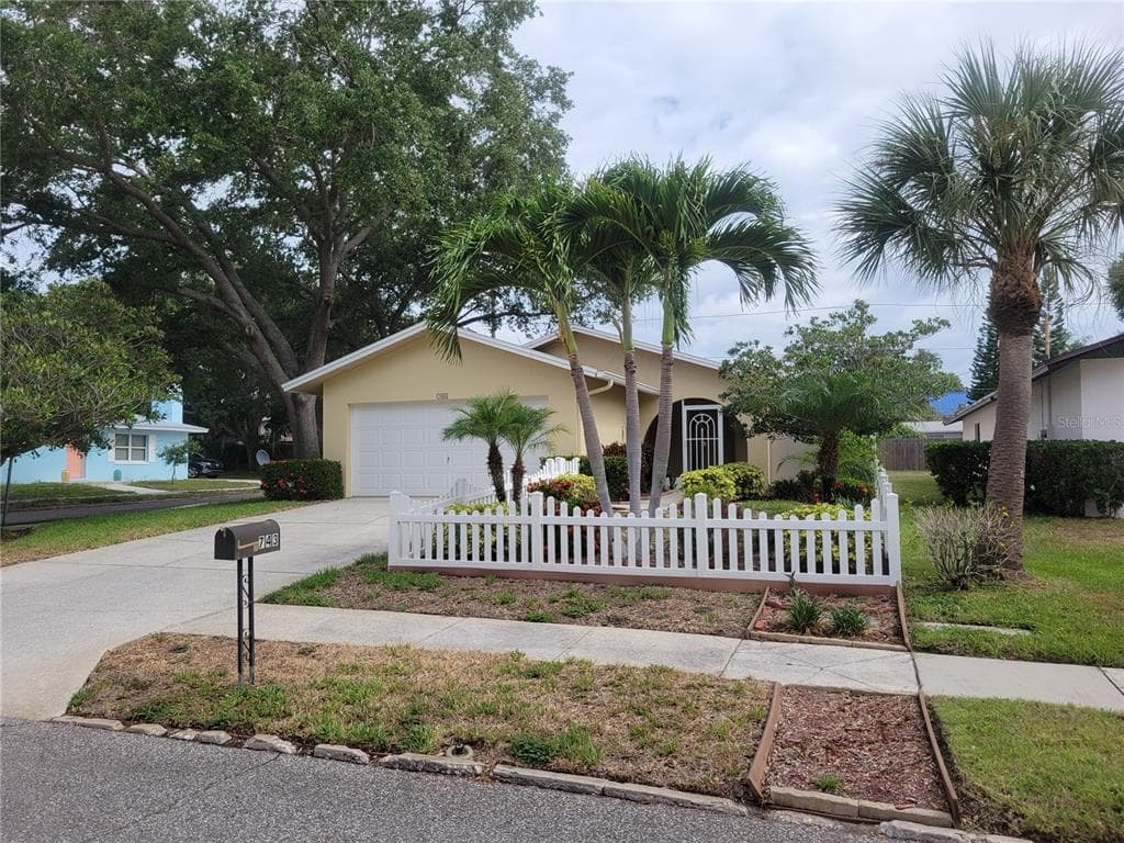 743 6TH STREET S SAFETY HARBOR, FL 34695