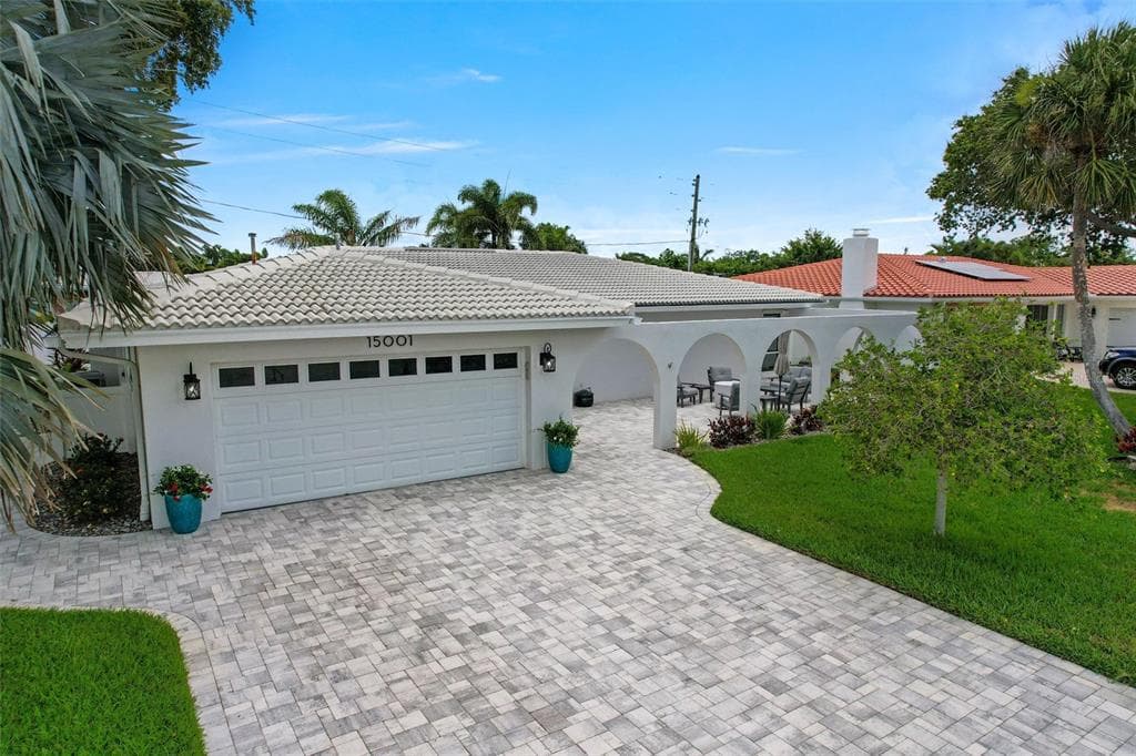 15001 SOVEREIGN DRIVE LARGO, FL 33774