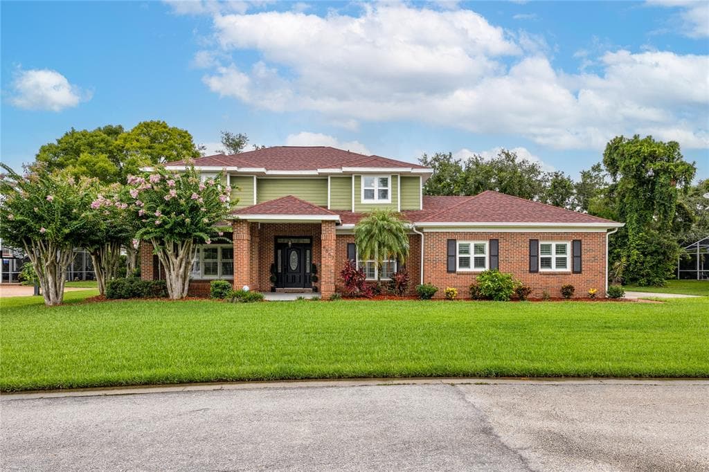 8667 BURNING TREE CIRCLE SEMINOLE, FL 33777