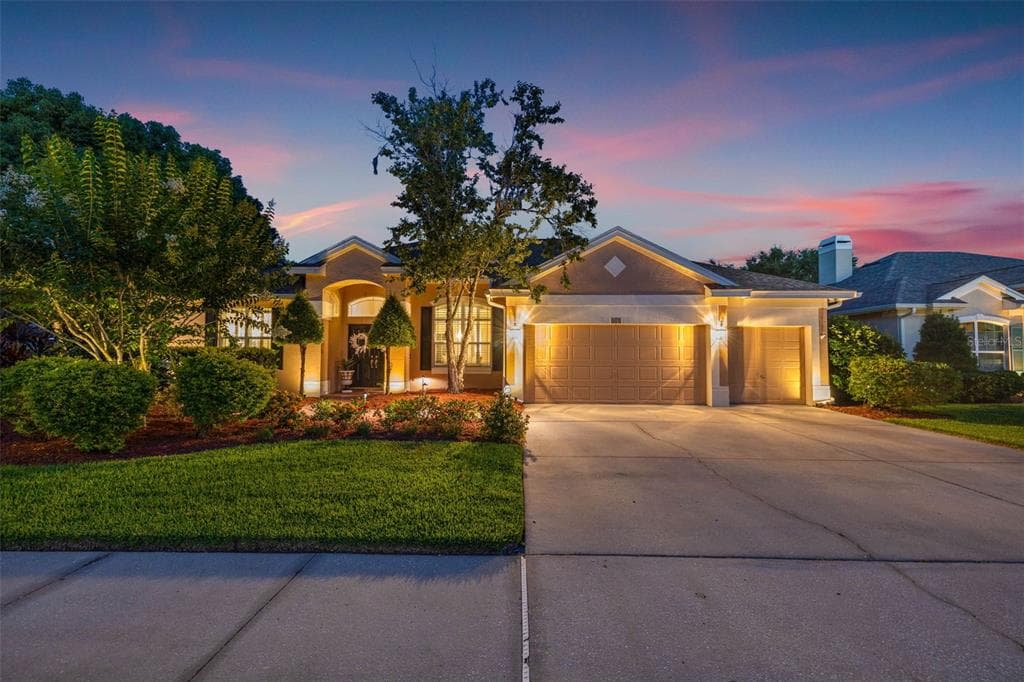 413 LAKEWOOD DRIVE OLDSMAR, FL 34677