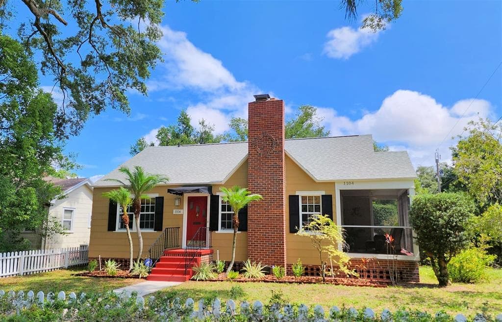 1104 E IDLEWILD AVENUE TAMPA, FL 33604