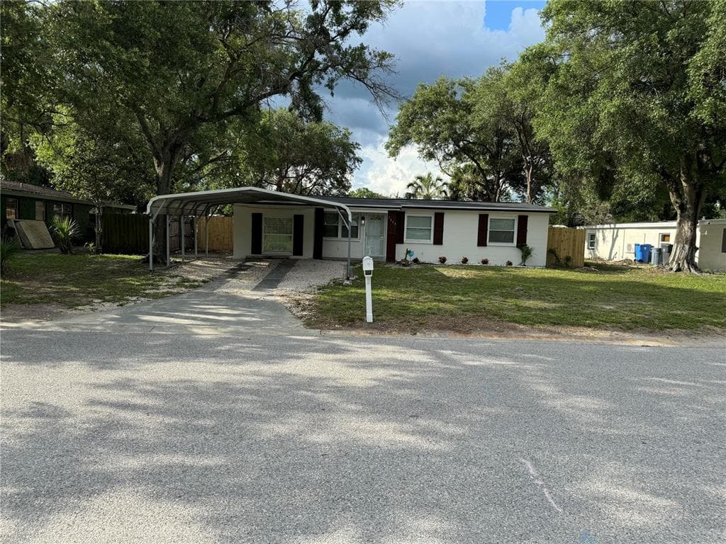 7904 FLOWER AVENUE TAMPA, FL 33619