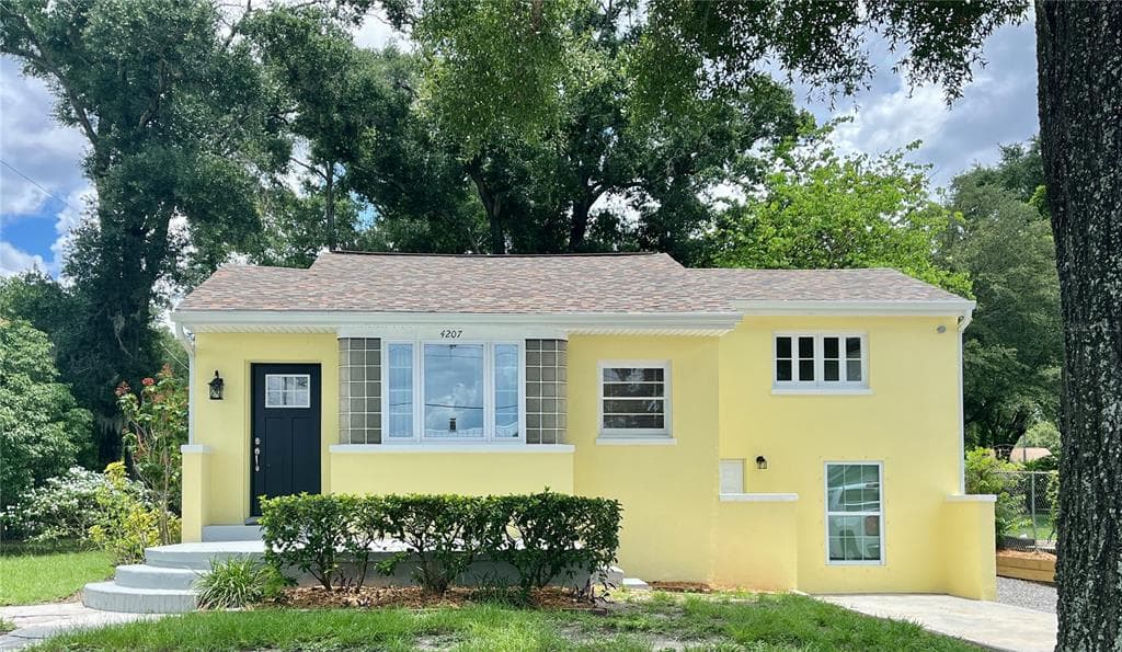 4207 N SUWANEE AVENUE TAMPA, FL 33603