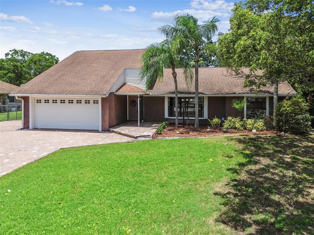 501 CHANCELLAR DRIVE LUTZ, FL 33548