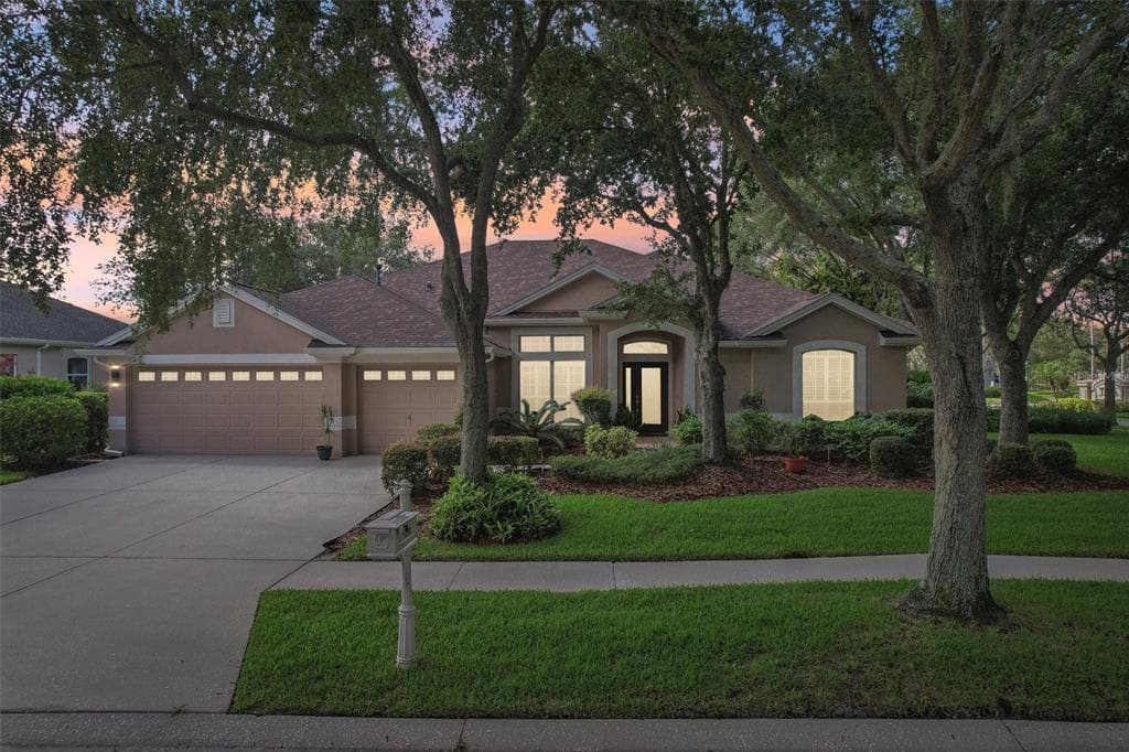18101 SUGAR BROOKE DRIVE TAMPA, FL 33647