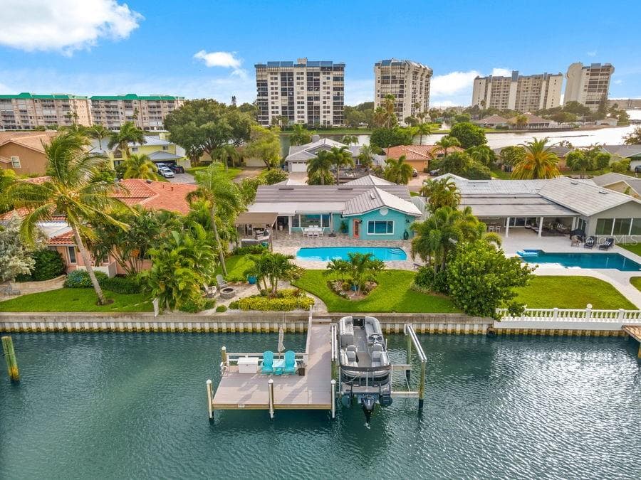 1260 81ST ST S ST PETERSBURG, FL 33707
