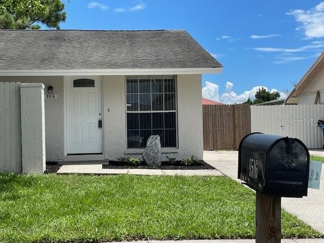 8516 BRIAR GROVE CIRCLE TAMPA, FL 33615