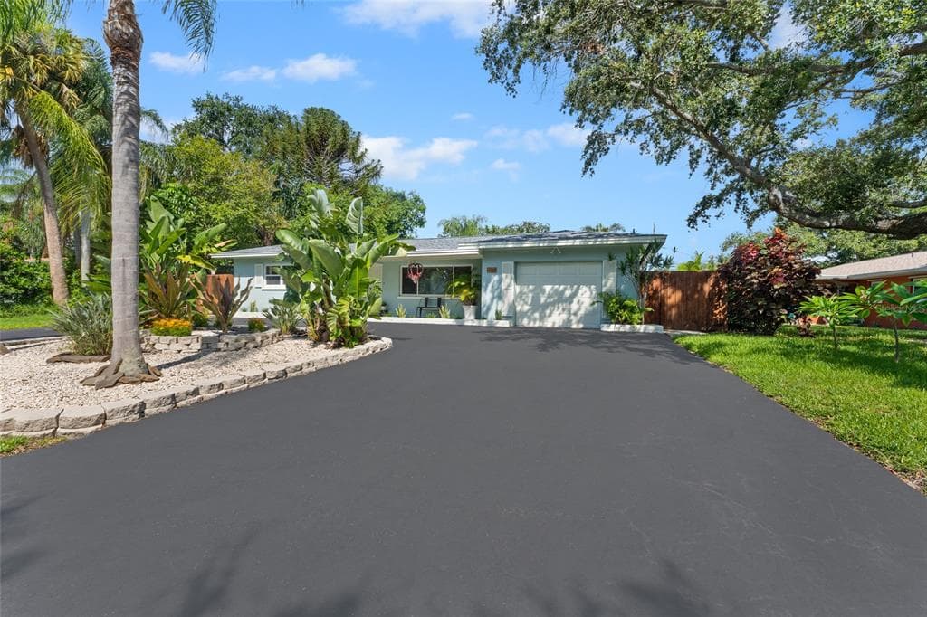 1420 BASS BOULEVARD DUNEDIN, FL 34698