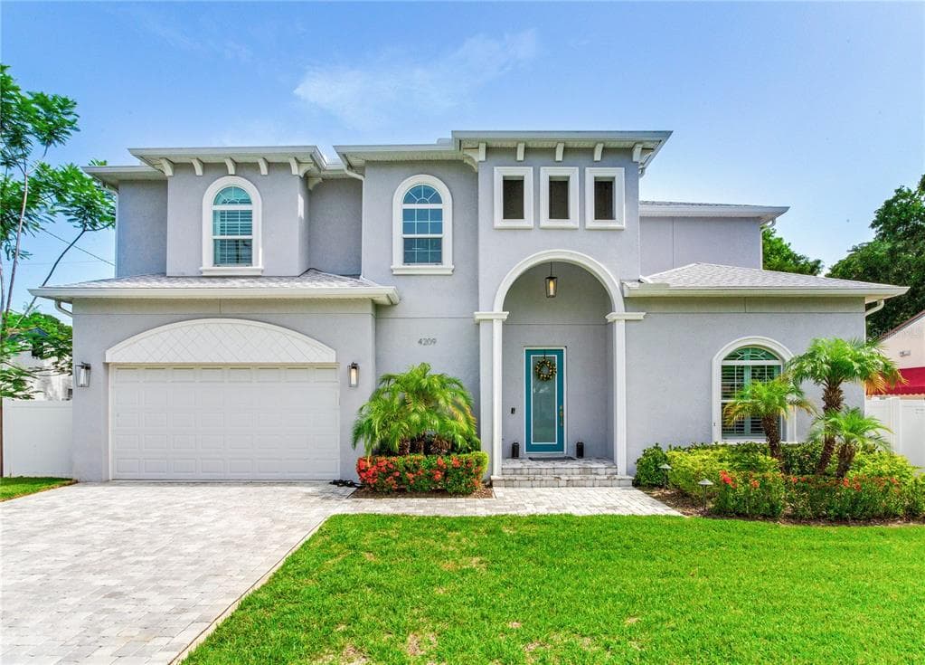 4209 W BAY VIEW AVENUE TAMPA, FL 33611
