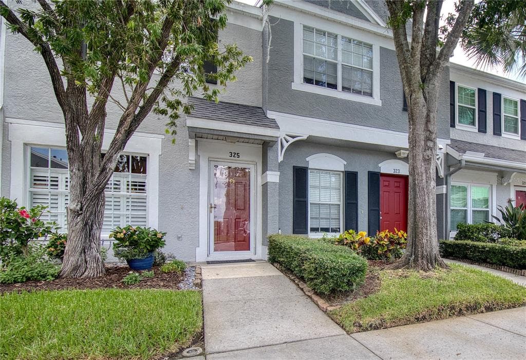 325 COUNTRYSIDE KEY BOULEVARD OLDSMAR, FL 34677