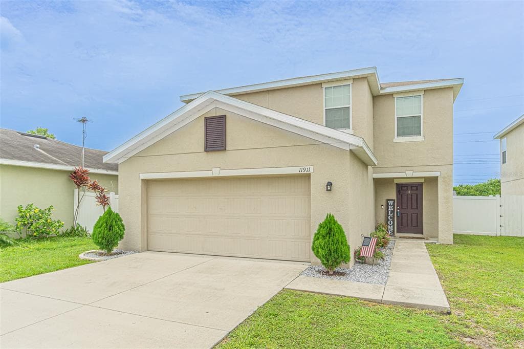 11911 GRAND KEMPSTON DRIVE GIBSONTON, FL 33534