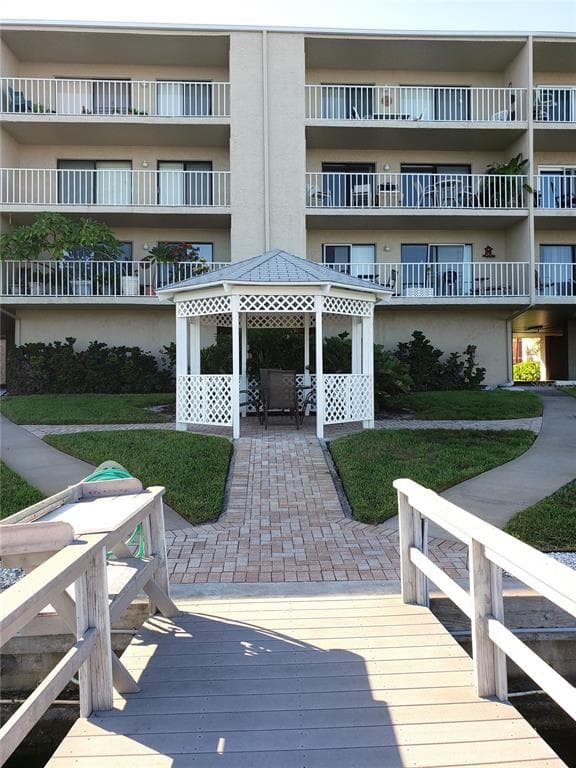 719 PINELLAS BAYWAY S UNIT 307 TIERRA VERDE, FL 33715
