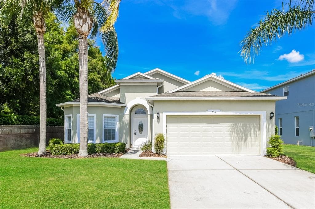 919 DORSET PLACE DAVENPORT, FL 33896