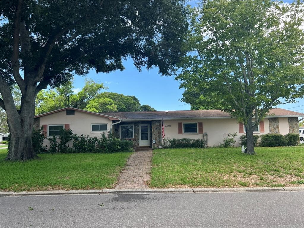 1200 56TH STREET N ST PETERSBURG, FL 33710