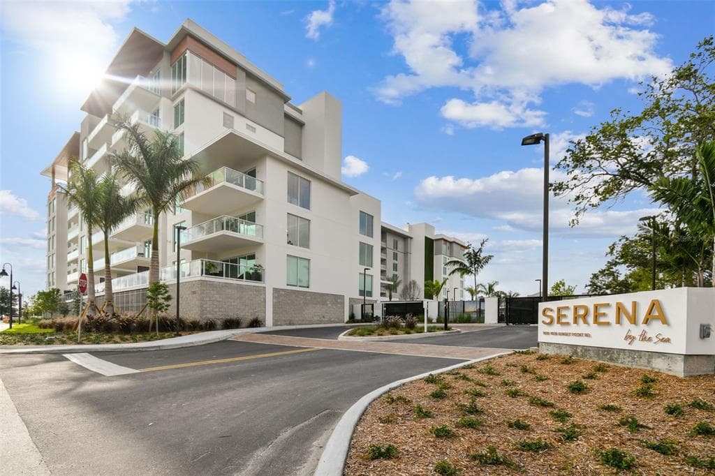 1020 SUNSET POINT ROAD UNIT 602 CLEARWATER, FL 33755