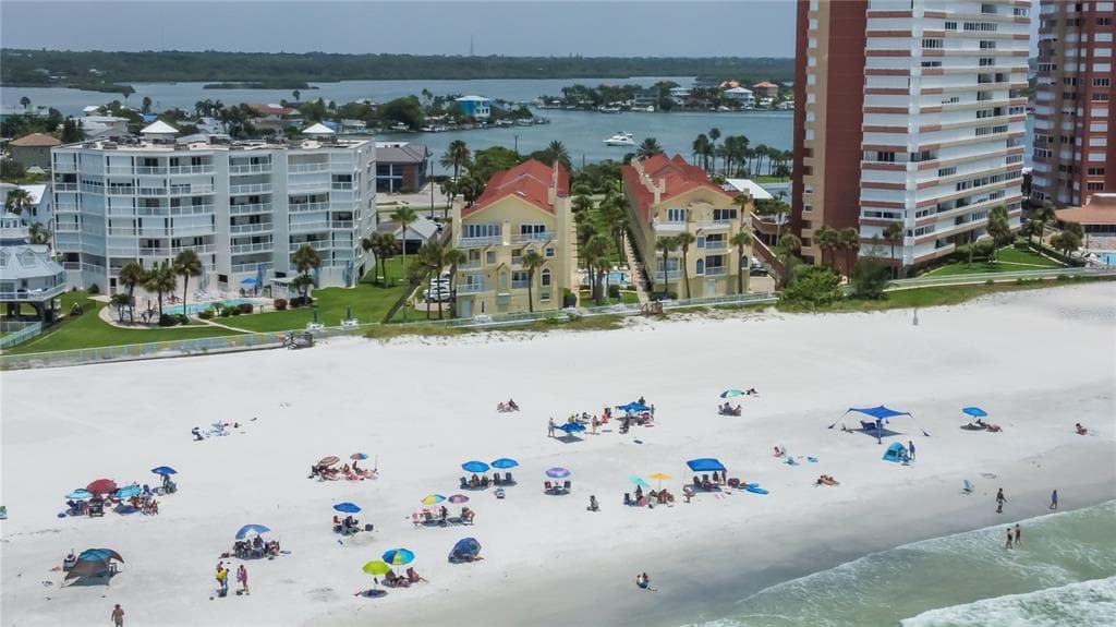 17960 GULF BOULEVARD UNIT 212 REDINGTON SHORES, FL 33708
