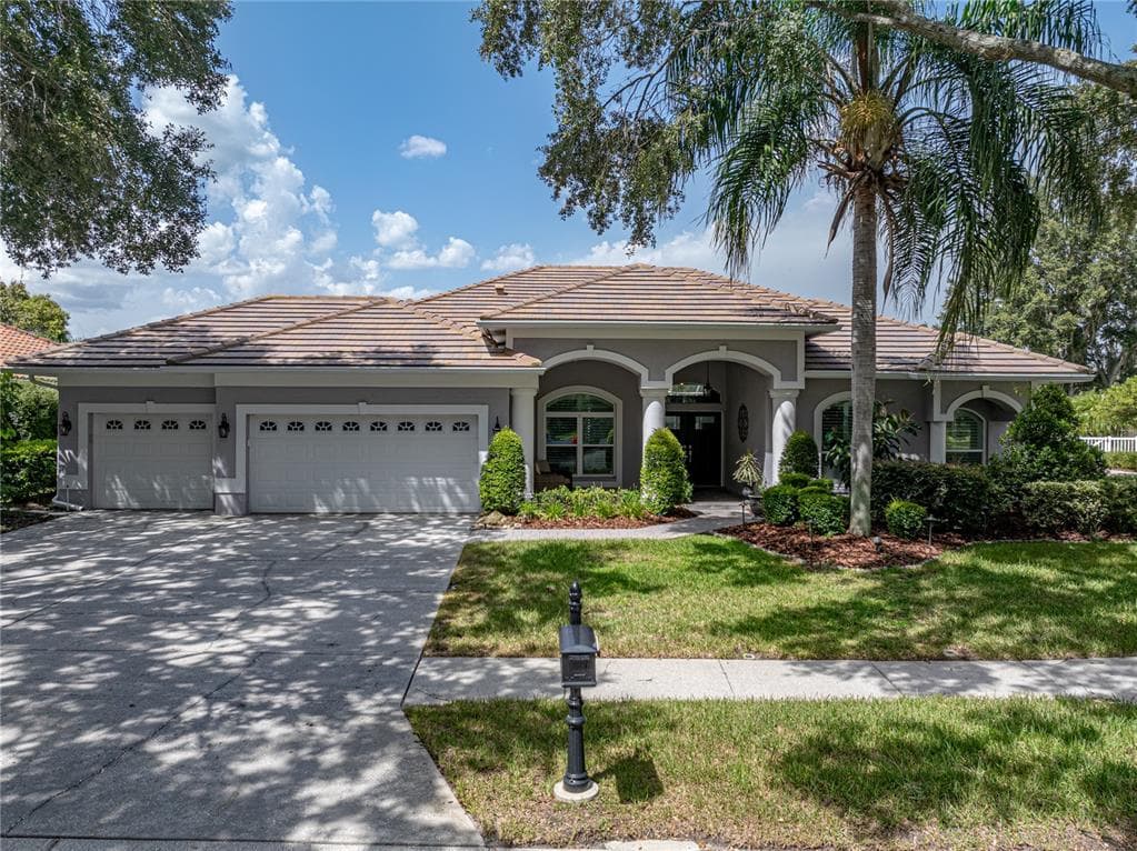 17805 RIDGEWAY COURT TAMPA, FL 33647