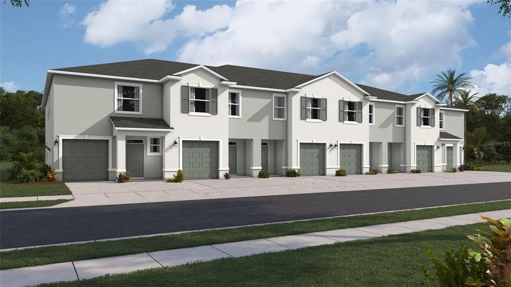 1561 HAMMER PLACE LARGO, FL 33774