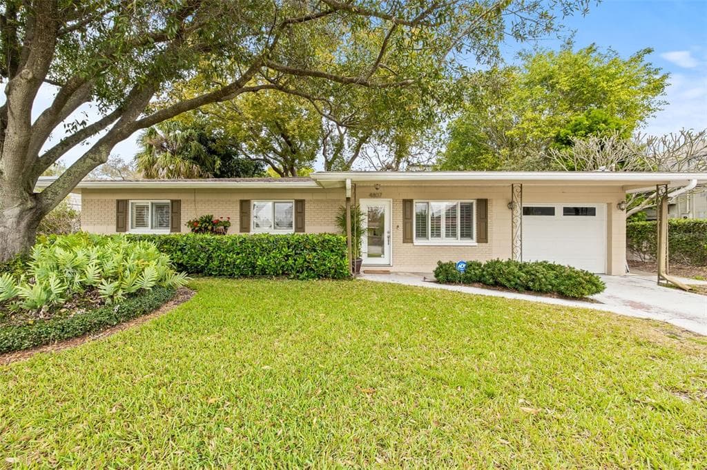 4807 W BAY VILLA AVENUE TAMPA, FL 33611