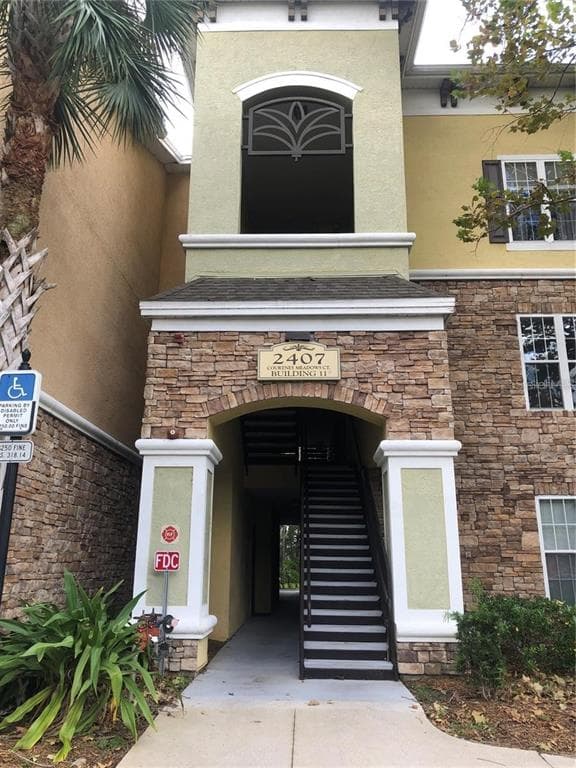 2407 COURTNEY MEADOWS COURT UNIT 302
