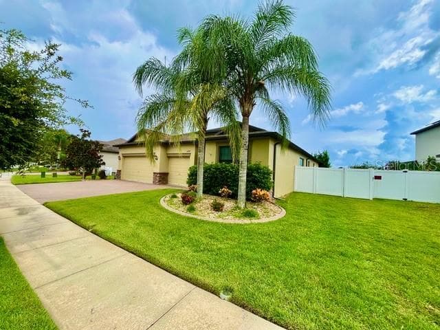 12384 CRESTRIDGE LOOP