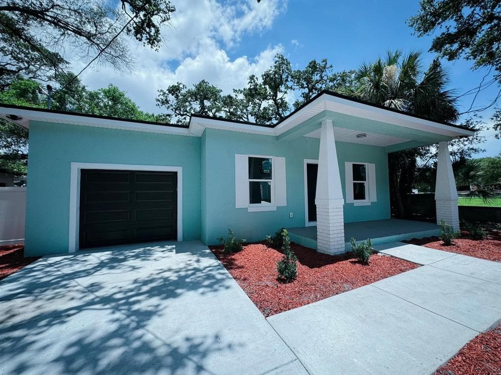 1768 PRESTON STREET S ST PETERSBURG, FL 33712