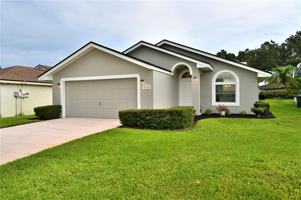 1422 GRAND CAYMAN CIRCLE WINTER HAVEN, FL 33884
