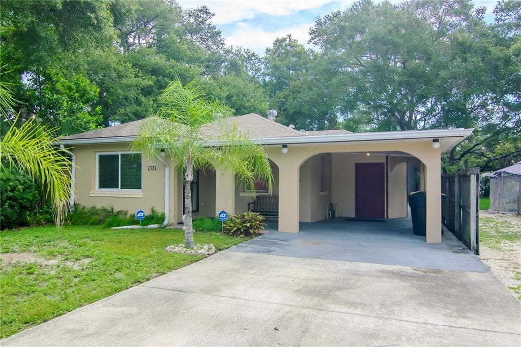 1331 FRIEND AVENUE CLEARWATER, FL 33756