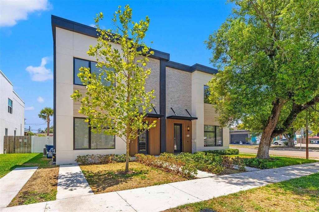 101 E EUCLID AVENUE UNIT 2