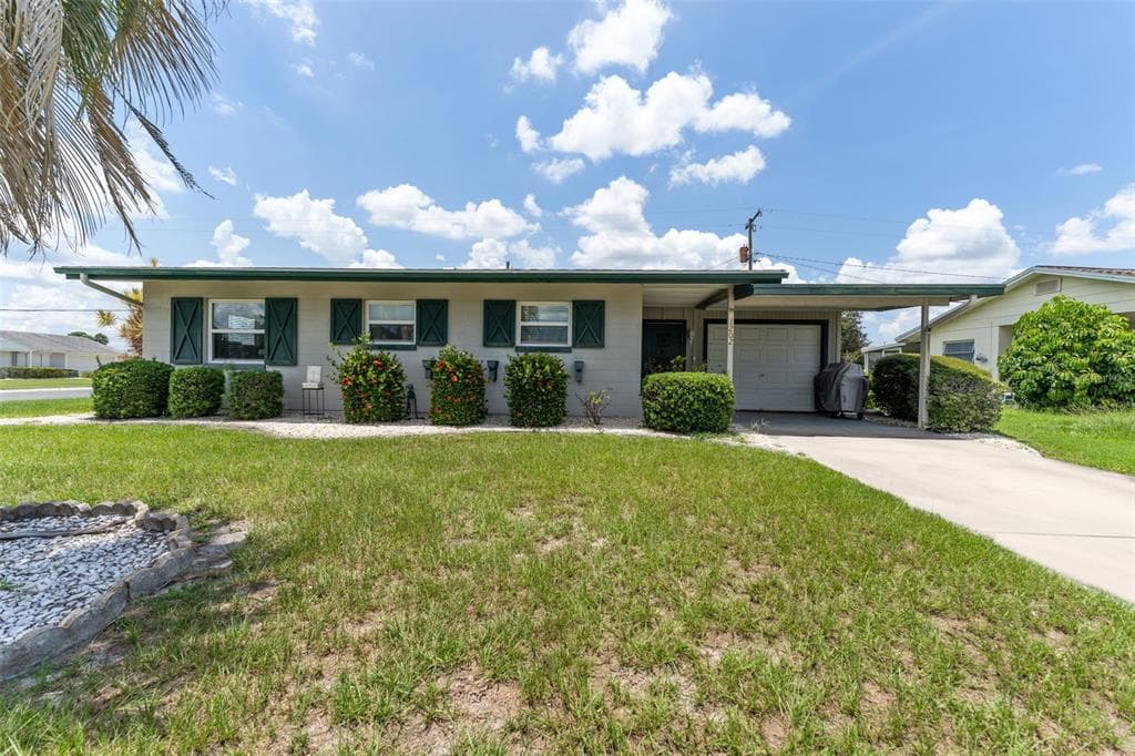 1202 VALLEY FORGE BOULEVARD SUN CITY CENTER, FL 33573