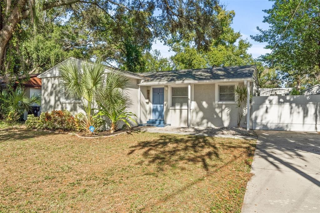 1415 W PERDIZ STREET