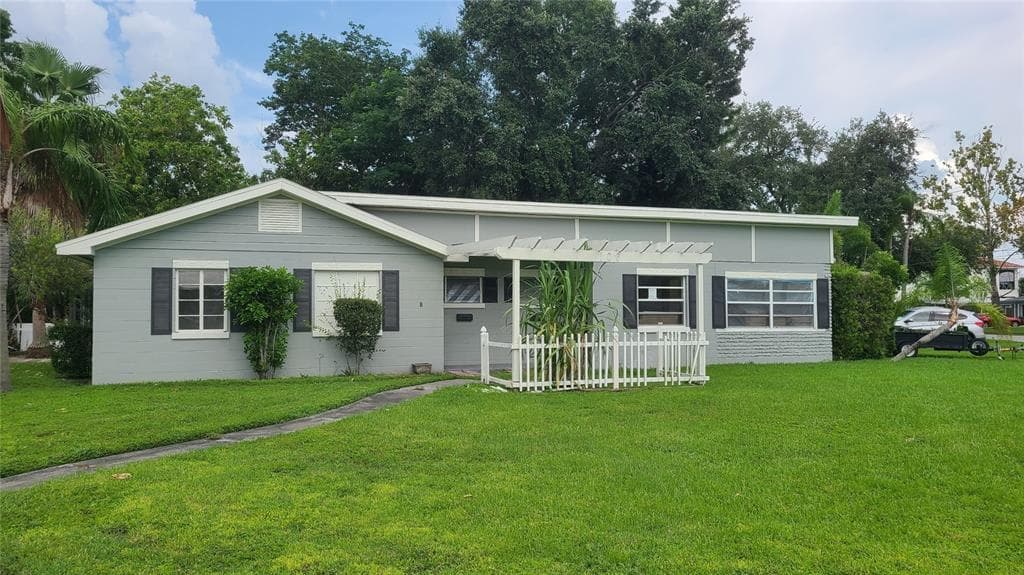 106 CHESAPEAKE AVENUE UNIT B TAMPA, FL 33606